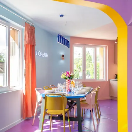 Pop & Fun A Avec Toboggan, Cinema Et Climatisation